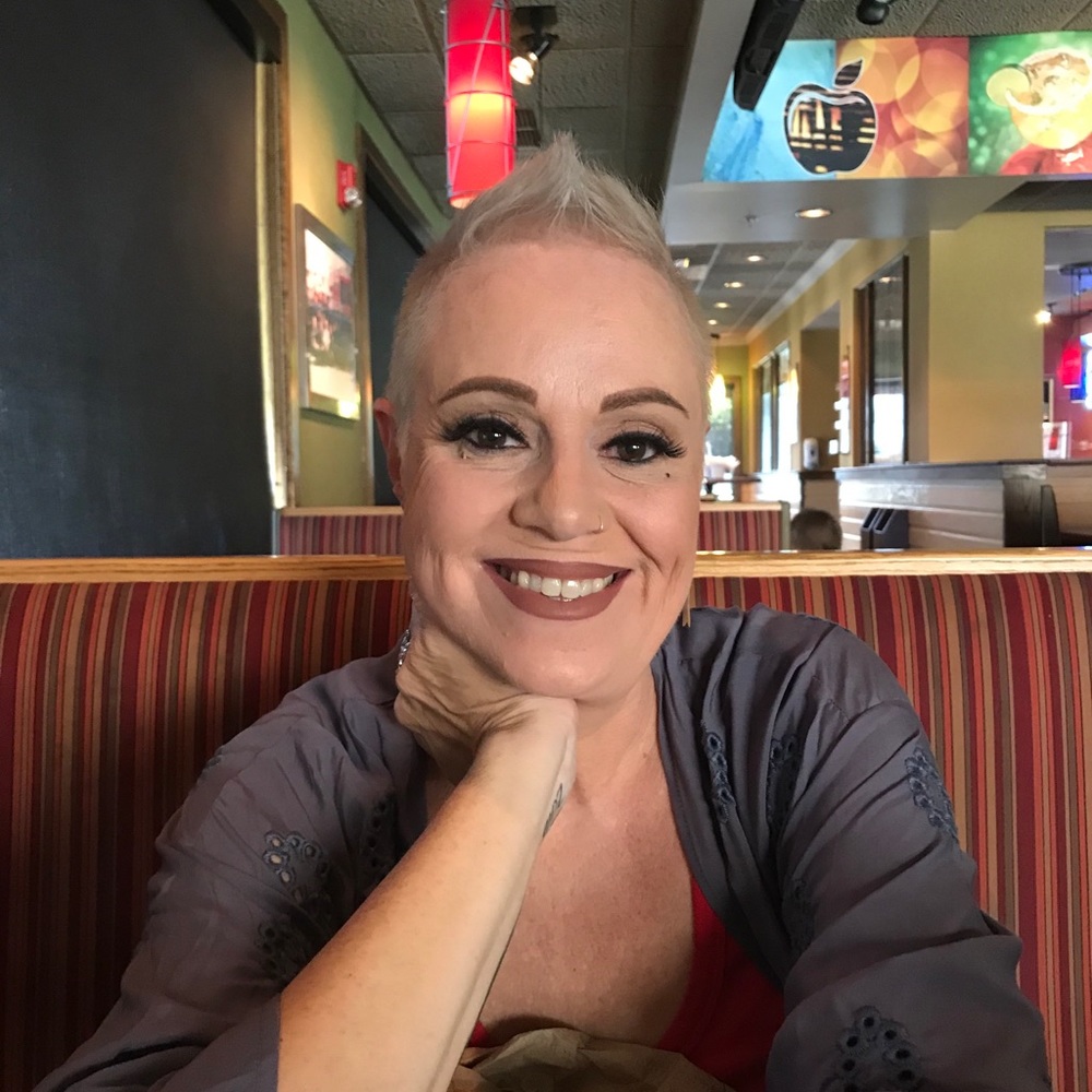 Meet your Posher 😁